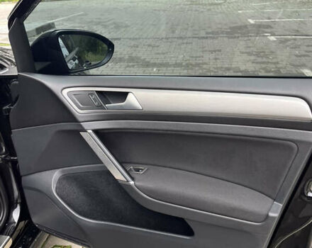 Черный Фольксваген Гольф, объемом двигателя 1.8 л и пробегом 195 тыс. км за 8999 $, фото 30 на Automoto.ua