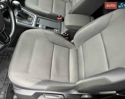 Чорний Фольксваген Гольф, об'ємом двигуна 1.6 л та пробігом 264 тис. км за 10800 $, фото 23 на Automoto.ua