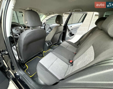 Чорний Фольксваген Гольф, об'ємом двигуна 1.6 л та пробігом 204 тис. км за 10900 $, фото 13 на Automoto.ua