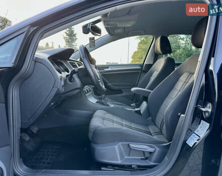 Черный Фольксваген Гольф, объемом двигателя 2 л и пробегом 248 тыс. км за 11999 $, фото 50 на Automoto.ua