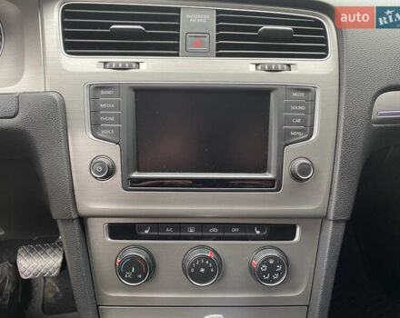 Черный Фольксваген Гольф, объемом двигателя 1.8 л и пробегом 179 тыс. км за 11200 $, фото 20 на Automoto.ua