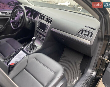 Черный Фольксваген Гольф, объемом двигателя 1.8 л и пробегом 179 тыс. км за 11200 $, фото 32 на Automoto.ua