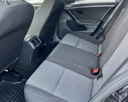 Черный Фольксваген Гольф, объемом двигателя 1.6 л и пробегом 209 тыс. км за 9600 $, фото 31 на Automoto.ua