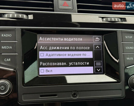 Черный Фольксваген Гольф, объемом двигателя 2 л и пробегом 242 тыс. км за 13290 $, фото 64 на Automoto.ua