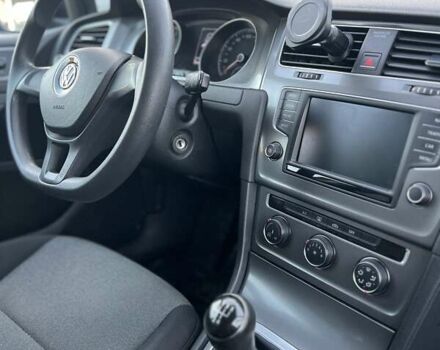 Черный Фольксваген Гольф, объемом двигателя 1.6 л и пробегом 209 тыс. км за 9600 $, фото 26 на Automoto.ua