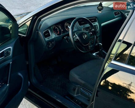 Черный Фольксваген Гольф, объемом двигателя 2 л и пробегом 153 тыс. км за 11800 $, фото 9 на Automoto.ua