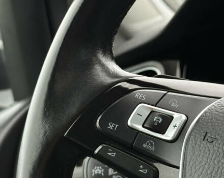 Черный Фольксваген Гольф, объемом двигателя 2 л и пробегом 242 тыс. км за 13290 $, фото 58 на Automoto.ua