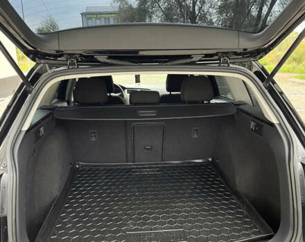 Черный Фольксваген Гольф, объемом двигателя 1.8 л и пробегом 195 тыс. км за 8999 $, фото 27 на Automoto.ua