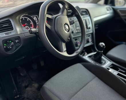 Черный Фольксваген Гольф, объемом двигателя 1.6 л и пробегом 209 тыс. км за 9600 $, фото 8 на Automoto.ua