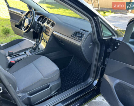 Черный Фольксваген Гольф, объемом двигателя 1.6 л и пробегом 206 тыс. км за 10500 $, фото 68 на Automoto.ua