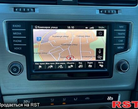 Черный Фольксваген Гольф, объемом двигателя 1.6 л и пробегом 245 тыс. км за 11999 $, фото 7 на Automoto.ua