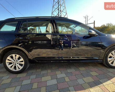 Черный Фольксваген Гольф, объемом двигателя 0 л и пробегом 215 тыс. км за 10300 $, фото 7 на Automoto.ua