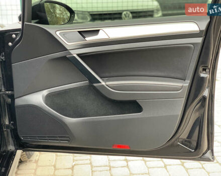 Черный Фольксваген Гольф, объемом двигателя 2 л и пробегом 260 тыс. км за 11399 $, фото 30 на Automoto.ua