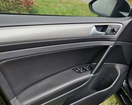 Черный Фольксваген Гольф, объемом двигателя 1.97 л и пробегом 213 тыс. км за 13500 $, фото 10 на Automoto.ua