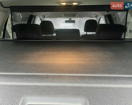 Черный Фольксваген Гольф, объемом двигателя 1.6 л и пробегом 246 тыс. км за 10150 $, фото 16 на Automoto.ua