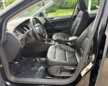 Чорний Фольксваген Гольф, об'ємом двигуна 1.8 л та пробігом 72 тис. км за 9000 $, фото 6 на Automoto.ua