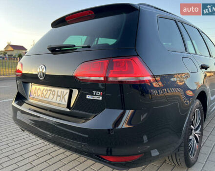 Черный Фольксваген Гольф, объемом двигателя 1.6 л и пробегом 235 тыс. км за 13700 $, фото 7 на Automoto.ua