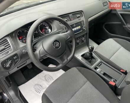 Чорний Фольксваген Гольф, об'ємом двигуна 1.6 л та пробігом 250 тис. км за 9900 $, фото 23 на Automoto.ua