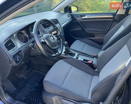 Черный Фольксваген Гольф, объемом двигателя 1.6 л и пробегом 206 тыс. км за 10500 $, фото 57 на Automoto.ua