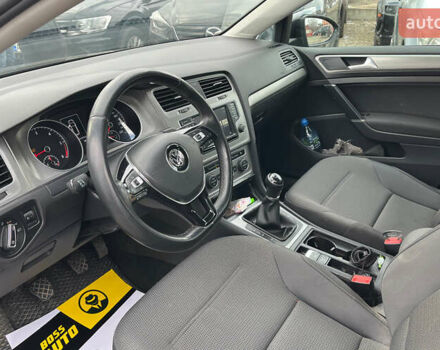 Черный Фольксваген Гольф, объемом двигателя 1.6 л и пробегом 224 тыс. км за 11700 $, фото 8 на Automoto.ua