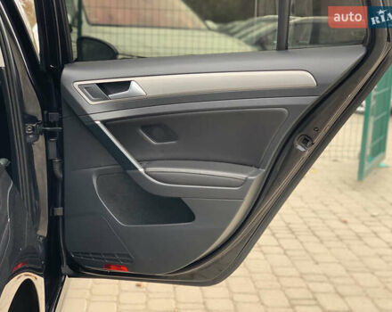 Черный Фольксваген Гольф, объемом двигателя 2 л и пробегом 260 тыс. км за 11399 $, фото 28 на Automoto.ua