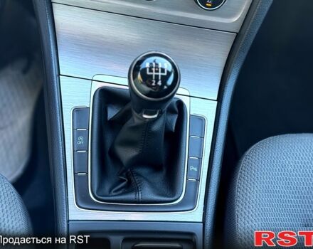 Черный Фольксваген Гольф, объемом двигателя 1.6 л и пробегом 245 тыс. км за 11999 $, фото 6 на Automoto.ua