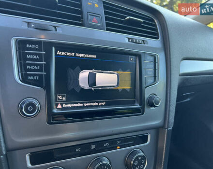 Черный Фольксваген Гольф, объемом двигателя 1.6 л и пробегом 206 тыс. км за 10500 $, фото 64 на Automoto.ua