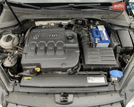 Черный Фольксваген Гольф, объемом двигателя 2 л и пробегом 260 тыс. км за 11399 $, фото 51 на Automoto.ua