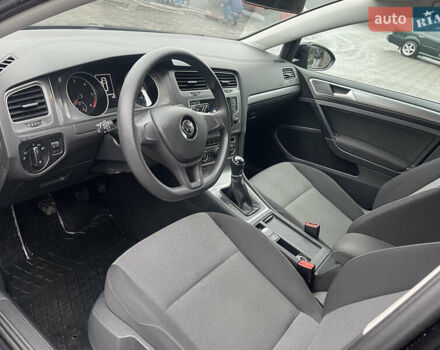 Черный Фольксваген Гольф, объемом двигателя 1.6 л и пробегом 246 тыс. км за 10150 $, фото 22 на Automoto.ua