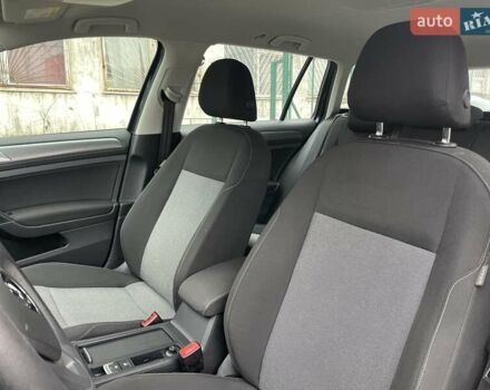 Чорний Фольксваген Гольф, об'ємом двигуна 1.6 л та пробігом 250 тис. км за 9900 $, фото 26 на Automoto.ua