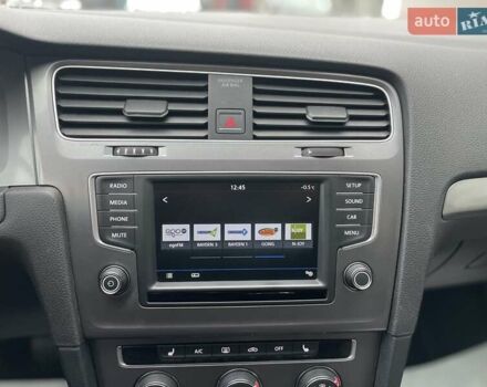 Чорний Фольксваген Гольф, об'ємом двигуна 1.6 л та пробігом 250 тис. км за 9900 $, фото 19 на Automoto.ua