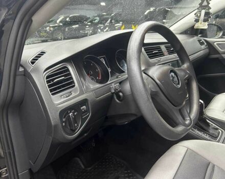 Черный Фольксваген Гольф, объемом двигателя 1.6 л и пробегом 187 тыс. км за 13000 $, фото 9 на Automoto.ua