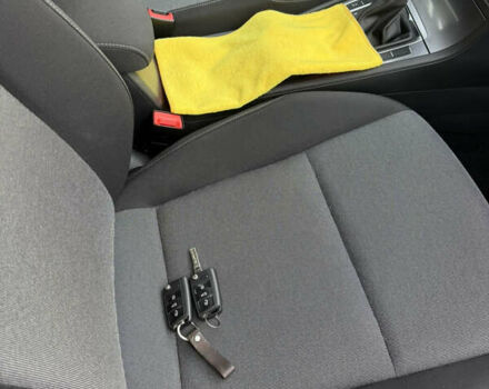 Чорний Фольксваген Гольф, об'ємом двигуна 1.6 л та пробігом 176 тис. км за 12700 $, фото 23 на Automoto.ua