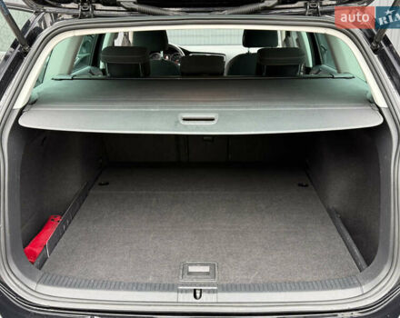 Черный Фольксваген Гольф, объемом двигателя 2 л и пробегом 236 тыс. км за 12450 $, фото 57 на Automoto.ua