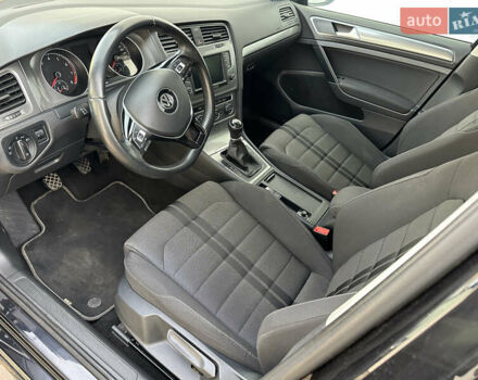 Черный Фольксваген Гольф, объемом двигателя 1.4 л и пробегом 182 тыс. км за 9600 $, фото 9 на Automoto.ua