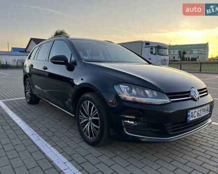 Черный Фольксваген Гольф, объемом двигателя 1.6 л и пробегом 235 тыс. км за 13700 $, фото 1 на Automoto.ua