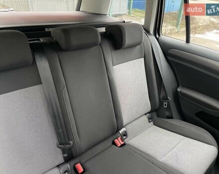 Чорний Фольксваген Гольф, об'ємом двигуна 1.6 л та пробігом 250 тис. км за 9900 $, фото 53 на Automoto.ua