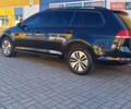 Черный Фольксваген Гольф, объемом двигателя 1.6 л и пробегом 170 тыс. км за 9000 $, фото 1 на Automoto.ua