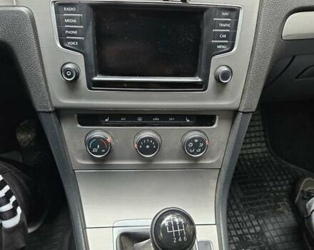 Черный Фольксваген Гольф, объемом двигателя 1.97 л и пробегом 213 тыс. км за 13500 $, фото 14 на Automoto.ua