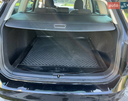 Черный Фольксваген Гольф, объемом двигателя 1.6 л и пробегом 206 тыс. км за 10500 $, фото 72 на Automoto.ua