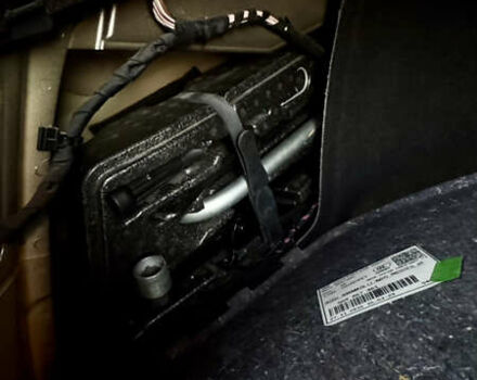 Черный Фольксваген Гольф, объемом двигателя 1.6 л и пробегом 204 тыс. км за 11000 $, фото 8 на Automoto.ua