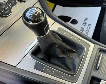 Черный Фольксваген Гольф, объемом двигателя 1.4 л и пробегом 215 тыс. км за 10300 $, фото 12 на Automoto.ua