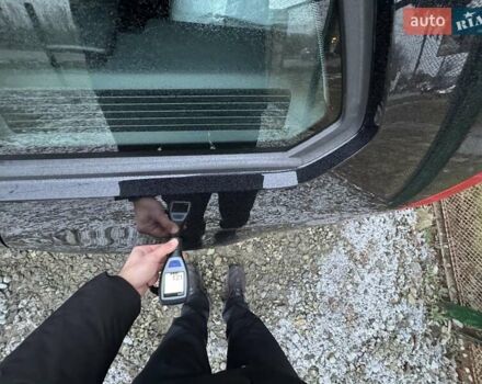 Чорний Фольксваген Гольф, об'ємом двигуна 1.6 л та пробігом 250 тис. км за 9900 $, фото 100 на Automoto.ua