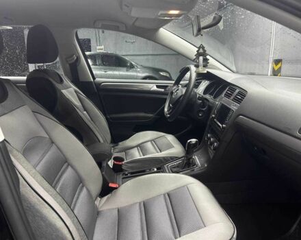 Черный Фольксваген Гольф, объемом двигателя 1.6 л и пробегом 187 тыс. км за 13000 $, фото 17 на Automoto.ua