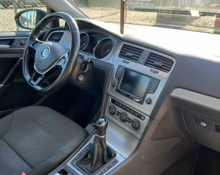 Черный Фольксваген Гольф, объемом двигателя 1.4 л и пробегом 215 тыс. км за 10300 $, фото 19 на Automoto.ua