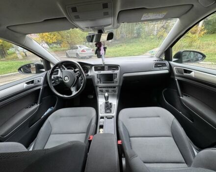 Черный Фольксваген Гольф, объемом двигателя 1.6 л и пробегом 230 тыс. км за 10800 $, фото 7 на Automoto.ua