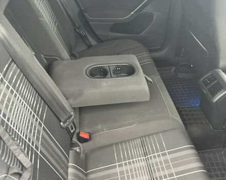 Черный Фольксваген Гольф, объемом двигателя 1.6 л и пробегом 295 тыс. км за 12500 $, фото 11 на Automoto.ua