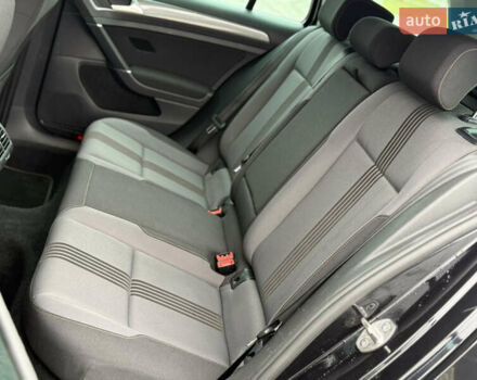 Черный Фольксваген Гольф, объемом двигателя 2 л и пробегом 236 тыс. км за 12450 $, фото 22 на Automoto.ua