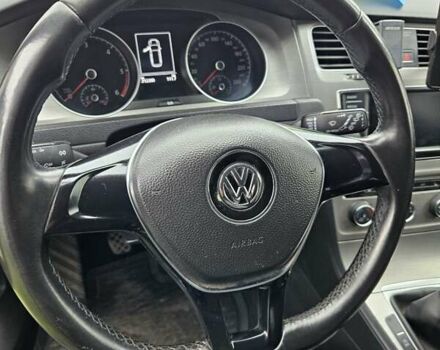 Черный Фольксваген Гольф, объемом двигателя 1.97 л и пробегом 213 тыс. км за 13500 $, фото 6 на Automoto.ua