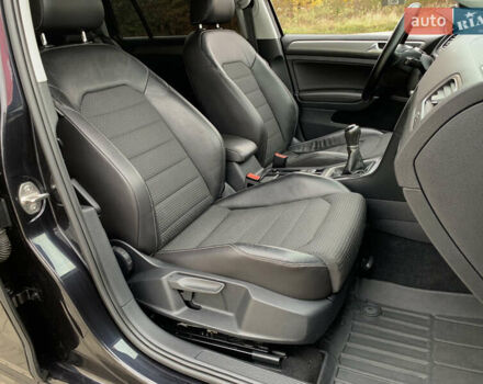 Черный Фольксваген Гольф, объемом двигателя 2 л и пробегом 260 тыс. км за 11399 $, фото 33 на Automoto.ua